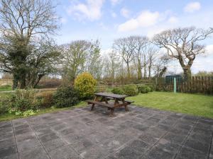 Gallery image of Hill Top Farm Cottage in Minwear