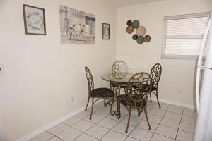 Gallery image of Sea Breeze Resort by Travel Resort Services in St Pete Beach