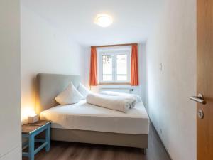 Postel nebo postele na pokoji v ubytování Apartment in Sankt Gallenkirch near Ski Lift