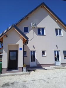 Zgrada u kojoj se nalazi apartman