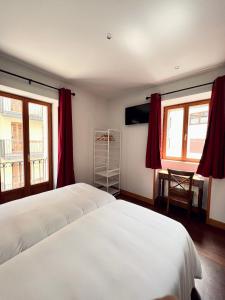 Hotel Branka客房内的一张或多张床位