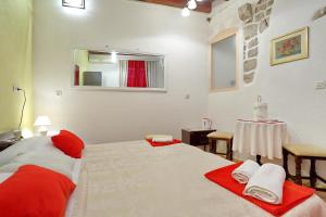 Postel nebo postele na pokoji v ubytování Apartment City Center Dragica + 37 fotografií