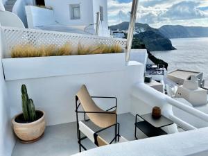 Gallery image of Delta Suites in Oia