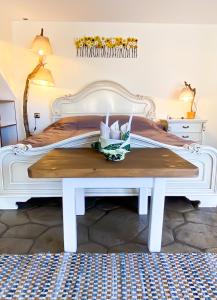 Gallery image of Pistachio Guesthouse, Παραδοσιακός ξενώνας in Vathí