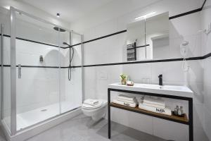 Koupelna v ubytování Butik Art Hotel