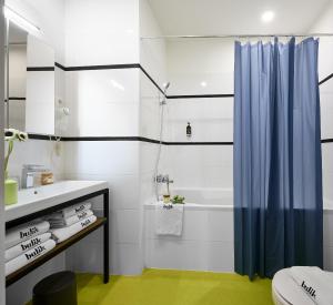 Koupelna v ubytování Butik Art Hotel