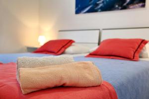 Postel nebo postele na pokoji v ubytování Apartment City Center Dragica