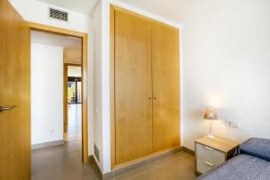 Postel nebo postele na pokoji v ubytování Ground floor apartment in Centre of Torroella De Montgri
