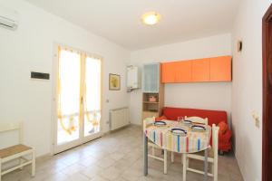 A kitchen or kitchenette at Borso D'Este 4