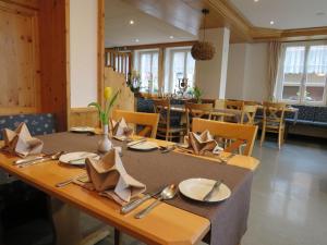 巴伦酒店 餐厅或其他用餐的地方