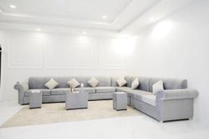 Posezení v ubytování Al Khuzama Resort