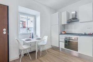 Kuchyň nebo kuchyňský kout v ubytování Apartment Klara FREE parking, center + 7 fotografií