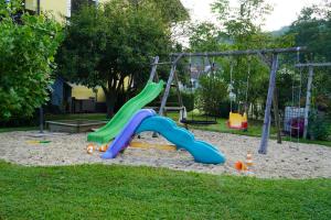 Zona de joacă pentru copii de la Gästehaus Strini