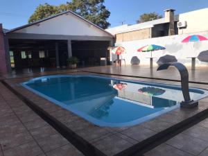 The swimming pool at or close to Hotel Dom Alcides