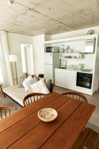 Casagrande Hotel & Beach Club的厨房或小厨房