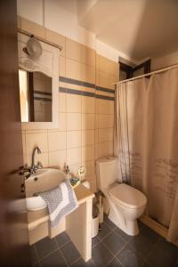 Kúpeľňa v ubytovaní Kritamos Villa & Apartments + 37 fotografií
