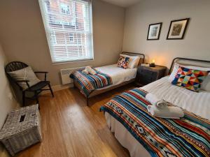 Gallery image of Brewsters by Spires Accommodation a comfortable place to stay in the heart of Burton-upon-Trent in Burton upon Trent