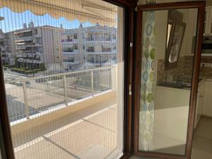 Balkón alebo terasa v ubytovaní LUXURY AND SUNNY APARTMENT 250 mts FROM THE BEACH!!