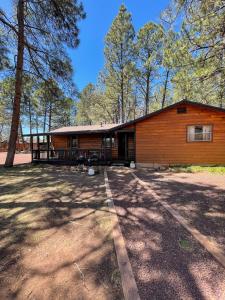 Gallery image of Lazy Oaks Resort in Pinetop-Lakeside