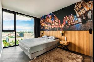 Posteľ alebo postele v izbe v ubytovaní SkyView Suite - Niepowtarzalny widok i basen