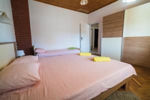 Postel nebo postele na pokoji v ubytování Apartman Josipa