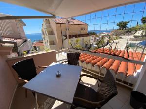 Γενική θέα στη θάλασσα ή θέα στη θάλασσα από  αυτό το διαμέρισμα