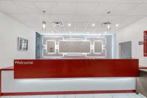 Gallery image of Emerald Hotel & Suites Calgary Airport in Calgary