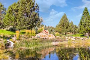 Gallery image of Eagle Crest in Redmond