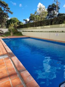 Kolam renang di atau dekat dengan Punta del Este Roosevelt