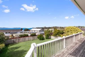 Gallery image of Snells Seaside Bach - Snells Beach Holiday Home in Snells Beach