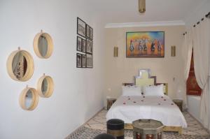Riad Dar Hamid Hotel & Spa客房内的一张或多张床位