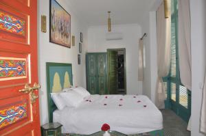 Riad Dar Hamid Hotel & Spa客房内的一张或多张床位