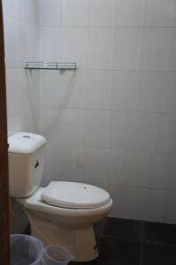 Raj Estate Stay tesisinde bir banyo
