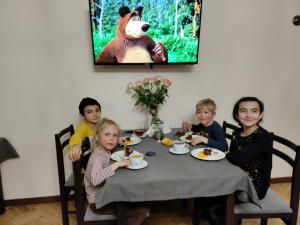 Majutusasutuses V.MOD Hotel peatuvad lapsed