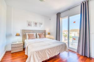 Posteľ alebo postele v izbe v ubytovaní Villa Playa Esperanza, Pool Heizung, 7 Gäste
