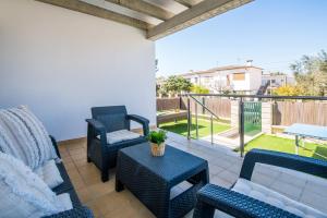 Balkón alebo terasa v ubytovaní Villa Playa Esperanza, Pool Heizung, 7 Gäste