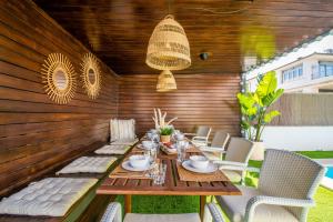 Fotografia z galérie ubytovania Villa Playa Esperanza, Pool Heizung, 7 Gäste v destinácii Muro