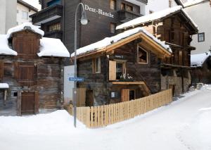 Chalet Z'Gogwärgji v zimě + 8 fotografií