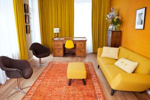 Istumisnurk majutusasutuses Vesper Hotel