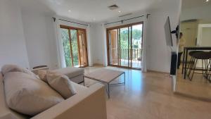 Zdjęcie z galerii obiektu Del Parque Flats Le Village Marbella Golf w Marbelli
