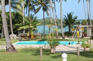 Swimming pool sa o malapit sa Barravilha Chales