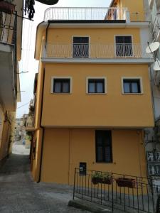 The building in which a panziókat is located