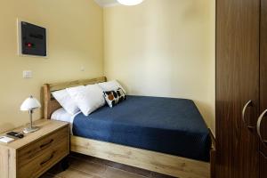 A bed or beds in a room at Nature House Még 12 kép