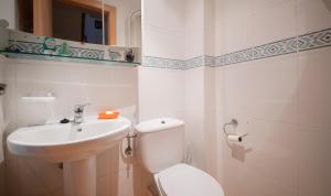 Fotografia z galérie ubytovania TarracoHomes, TH151 Casa Familiar con Terraza y Piscina en Tamarit v destinácii Tarragona + 36 fotografií