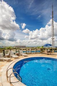 Brasil 21 Convention Affiliated by Meliá内部或周边的泳池