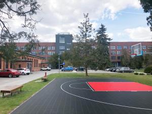 Budova, v ktorej sa apartmán nachádza