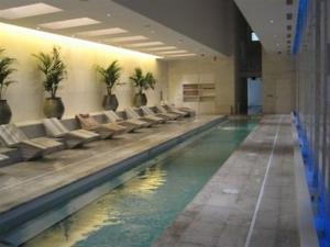 Junior Suite 2 at Sorrento Residences- Miami Beach home 내부 또는 인근 수영장