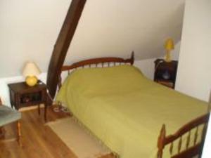 Ένα ή περισσότερα κρεβάτια σε δωμάτιο στο Gîte Torcy (Pais-de-Calais), 4 pièces, 8 personnes - FR-1-376-70