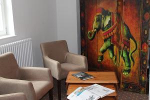 Posezení v ubytování Stadt-gut-Hotel Gasthof Goldener Adler