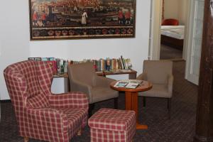 Posezení v ubytování Stadt-gut-Hotel Gasthof Goldener Adler
